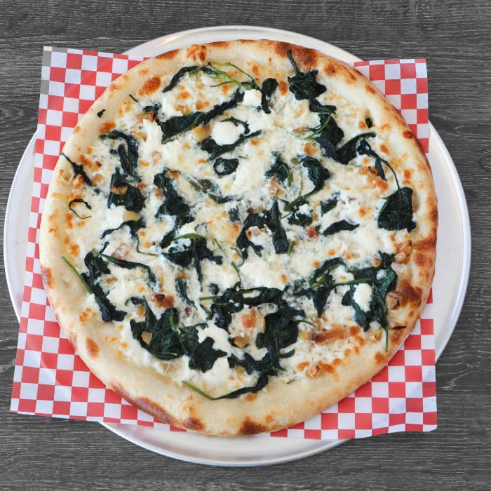 Bianca Thin Crust 12" (6 Slices).