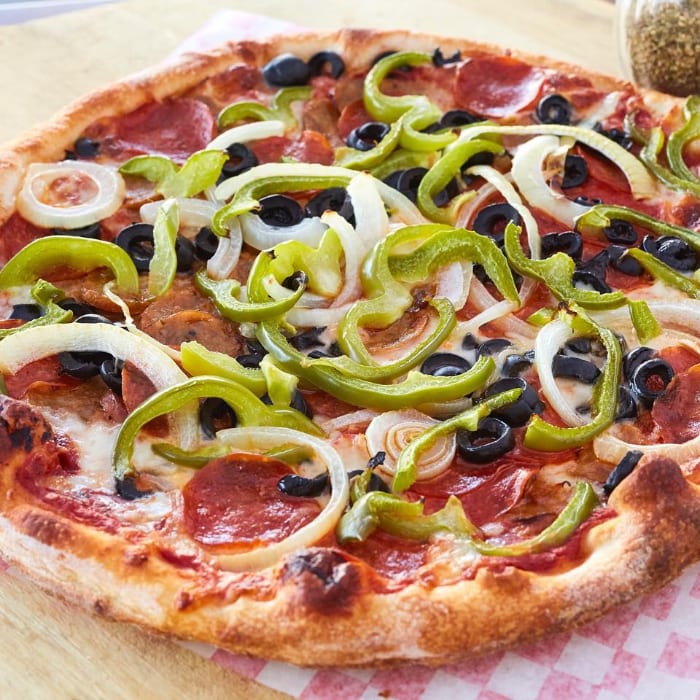 Union Pie Thin Crust 12" (6 Slices).